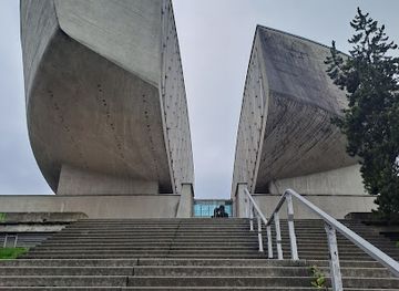 slovakia/banska-bystrica/landmark/park-under-the-snp-museum