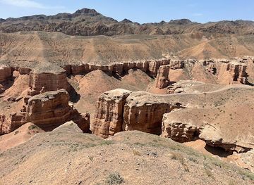 kazakhstan/chundja-canyon/landmark/charyn-canyon-viewpoint