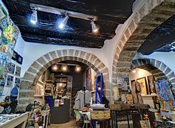 morocco/essaouira/landmark/galerie-l-arbre-bleue