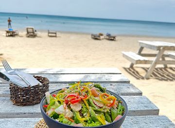 sri-lanka/trincomalee-district/landmark/cafe-on-the-18th