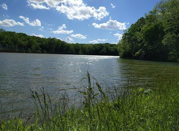 illinois/driftless-area/landmark/lake-le-aqua-na-state-park