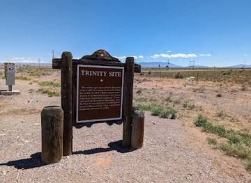 mexico/southeastern-mexico/landmark/official-scenic-historic-markers