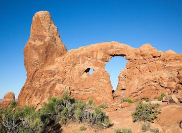utah/arches-national-park/landmark/turret-arch