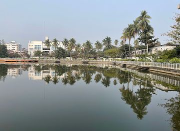 bangladesh/jessore/landmark/hadis-park-pond