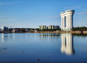 south-korea/gangneung-coastal-areas/landmark/gyeongpo-lake-plaza