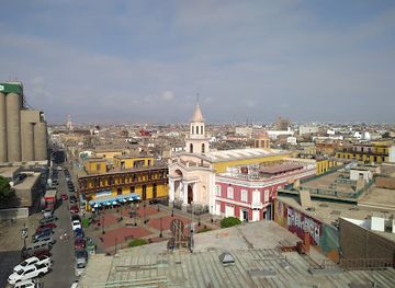 peru/callao/landmark/fugaz-casa-ronald