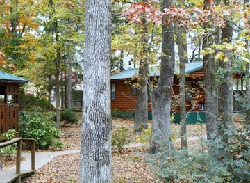 oklahoma/beavers-bend-state-park/landmark/beavers-bend-wildlife-museum