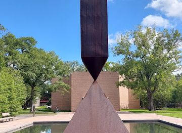 texas/houston/montrose/landmark/menil-park