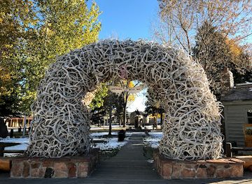 wyoming/park-county/landmark/jackson-town-square