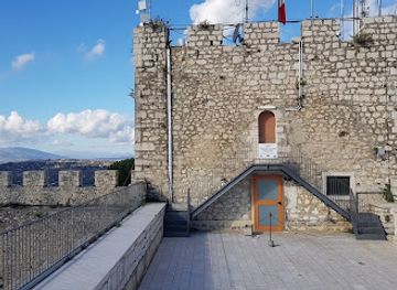 italy/molise/landmark/monforte-castle