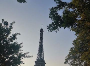 france/paris/landmark/pl-jacques-rueff