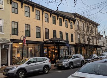 new-jersey/lambertville/landmark/a-touch-of-the-past-antiques