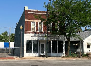 illinois/joliet/landmark/first-dairy-queen-location