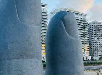 uruguay/punta-del-este/landmark/paseo-de-las-americas