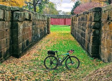 ohio/wayne-national-forest/landmark/ohio-and-erie-canal-lock-11