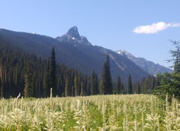 washington/eastern-washington/landmark/cathedral-rock