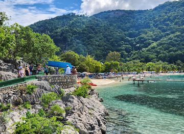 haiti/bassin-bleu/landmark/royal-caribbean-labadee-beach