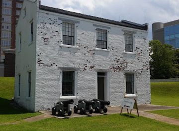 virginia/chesapeake-bay-region/landmark/fort-norfolk