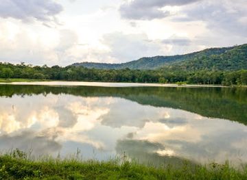 thailand/phu-kradueng/landmark/ang-kep-nam-utthayan-haeng-chat-phu-kradueng