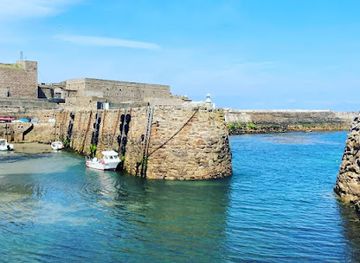 guernsey/alderney/landmark/the-quarterdeck