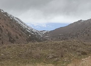 uzbekistan/namangan-region/landmark/oltinkon-oilaviy-dam-olish-maskani