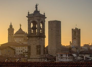 italy/bergamo/landmark/torre-del-gombito
