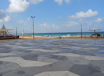 israel/nahariya/landmark/extreme-sea