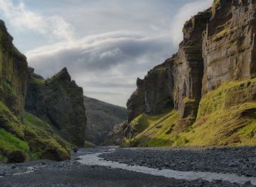 iceland/Þórsmörk/landmark/stakkholtsgja-canyon