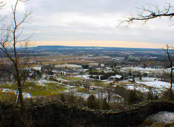 Rattlesnake Point Conservation Area (Reservations Required)