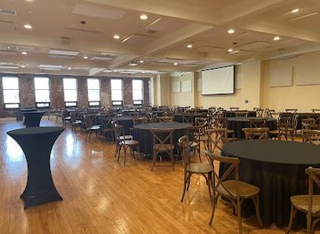 indiana/evansville/landmark/city-view-at-sterling-square