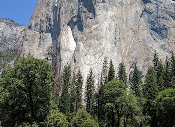 california/yosemite-village/landmark/el-capitan-trail
