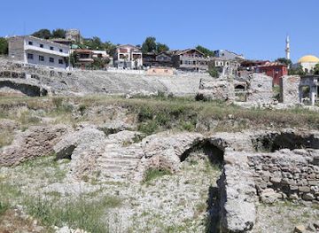 albania/has/landmark/durres-amphitheatre
