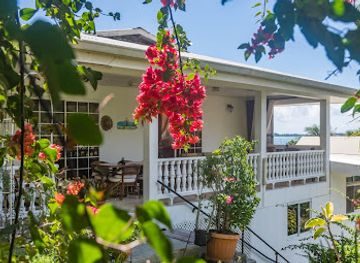 french-polynesia/bora-bora/landmark/bora-vaite-lodge-chambres-d-hotes