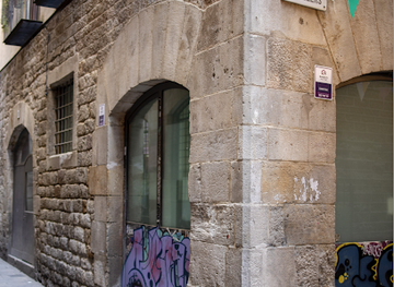 spain/barcelona/el-born/landmark/el-born-renaissance-man