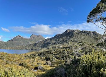 australia/tasmanian-wilderness/landmark/cradle-mountain-tasmania