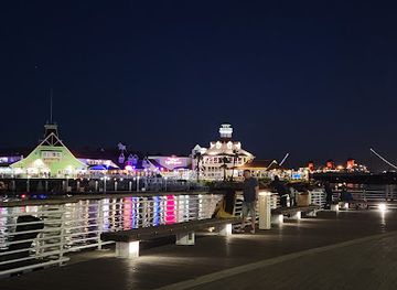 california/long-beach/the-pike/landmark/shoreline-village
