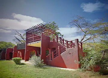 Amboseli Serena Safari Lodge