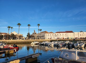 portugal/faro/landmark/lands-eco-boat-tours-main-office-and-departures