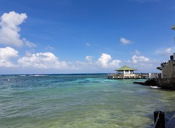 colombia/san-andres-island/landmark/hamburguesas-el-corral