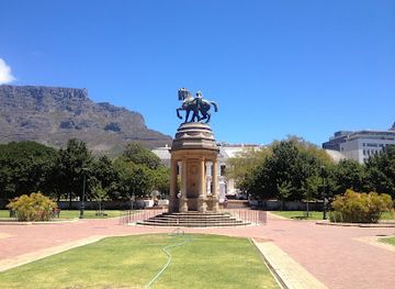 south-africa/highveld/landmark/cecil-john-rhodes-statue