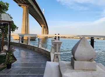 iraq/basra/landmark/italian-bridge