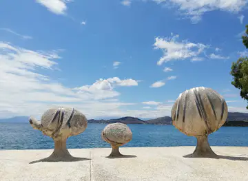 The sculptures of Philolaos