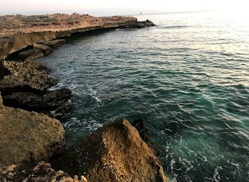 oman/al-hajar-ash-sharqi/landmark/igraren-rocky-beach