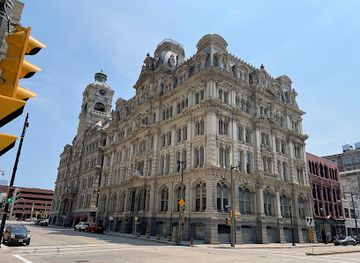 wisconsin/milwaukee/downtown/landmark/mitchell-building