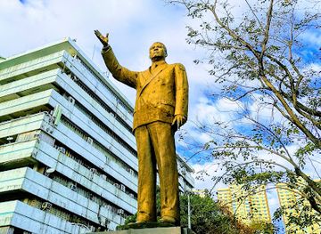 philippines/manila/ermita/landmark/manuel-acuna-roxas-historical-marker