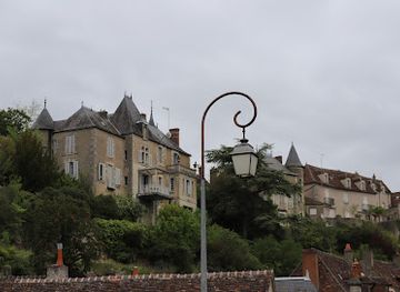 france/poitou-charentes/landmark/chateau-d-angles-sur-l-anglin