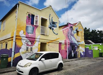 curacao/hato-caves/landmark/free-walking-tours-curacao