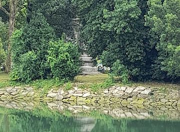 france/pyrenees/landmark/memorial-of-the-treaty-of-the-pyrenees