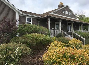 canada/avalon-peninsula/landmark/admiralty-house-communications-museum