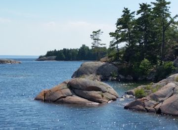canada/central-canada/landmark/canadian-shield